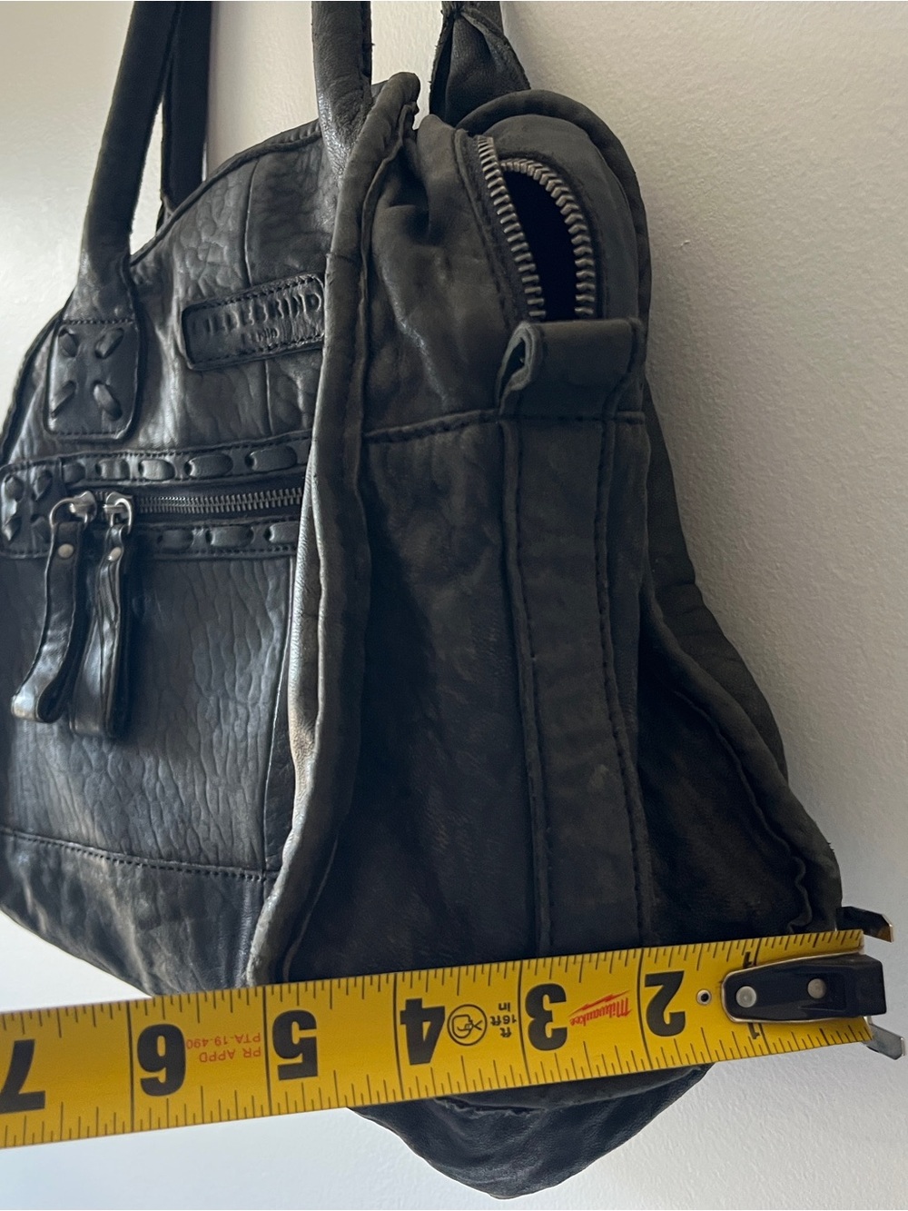 Liebeskind Berlin Black Leather Shoulder Bag - Picture 8 of 12